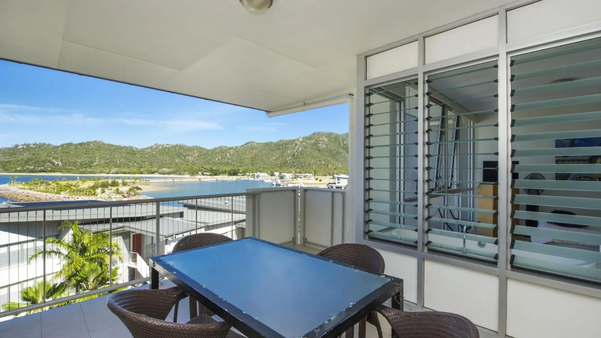 1 Bright Point Apartment 1502 Nelly Bay Australia